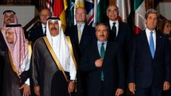 Diplomats pose after their Friends of Syria alliance meeting in Amman, May 22, 2013. (Reuters)